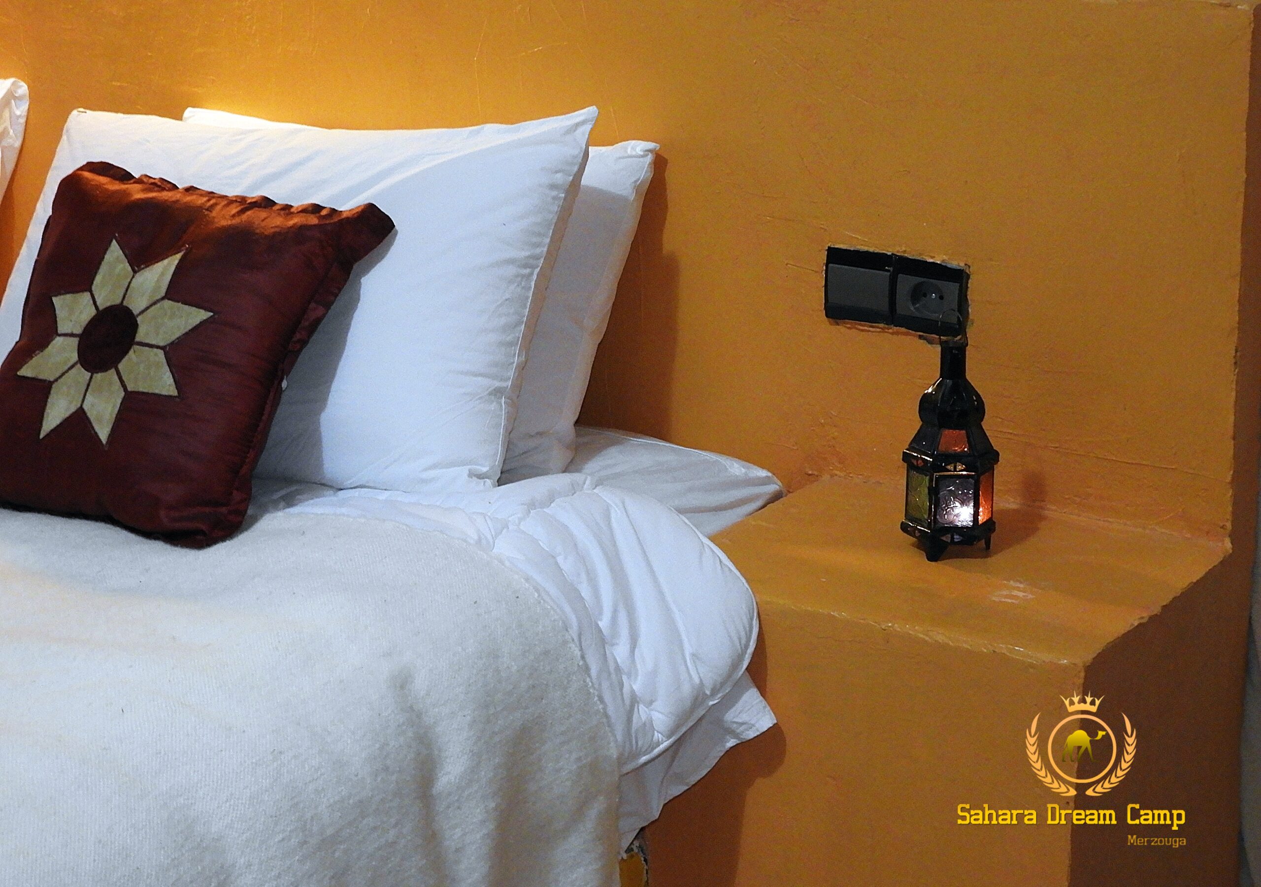 Luxury camp Merzouga dunes of Erg-Chebbi